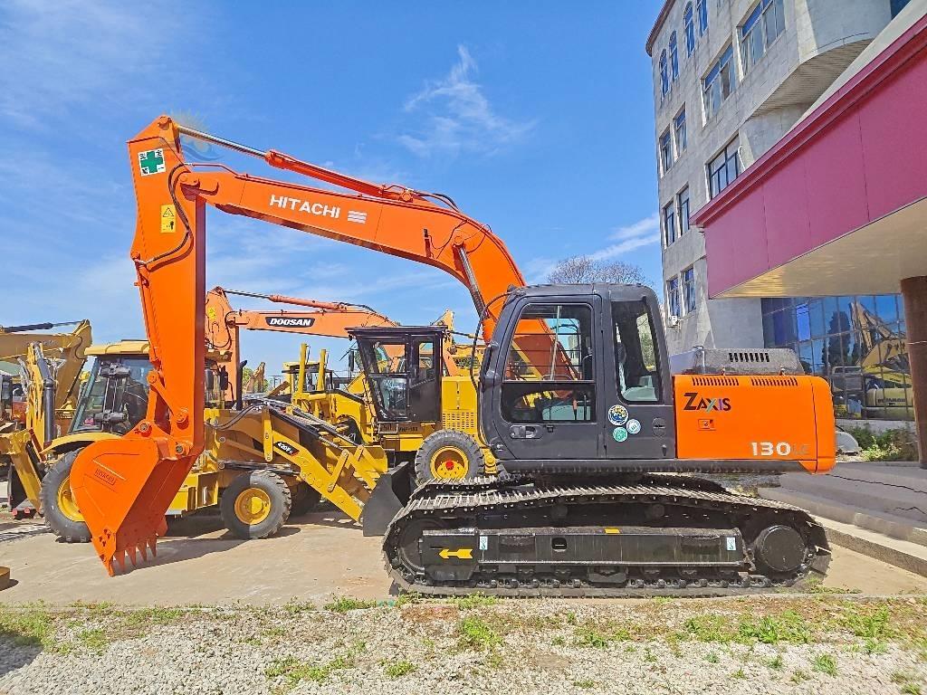Hitachi ZX 130 Bandgrävare