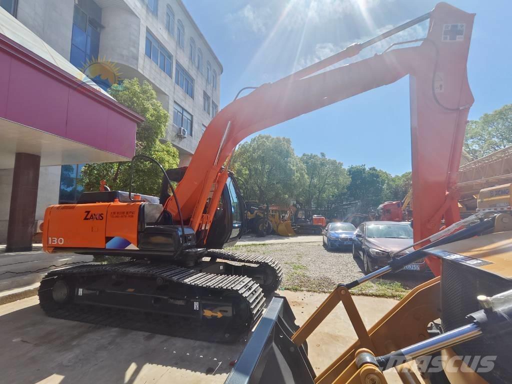 Hitachi ZX 130 Bandgrävare