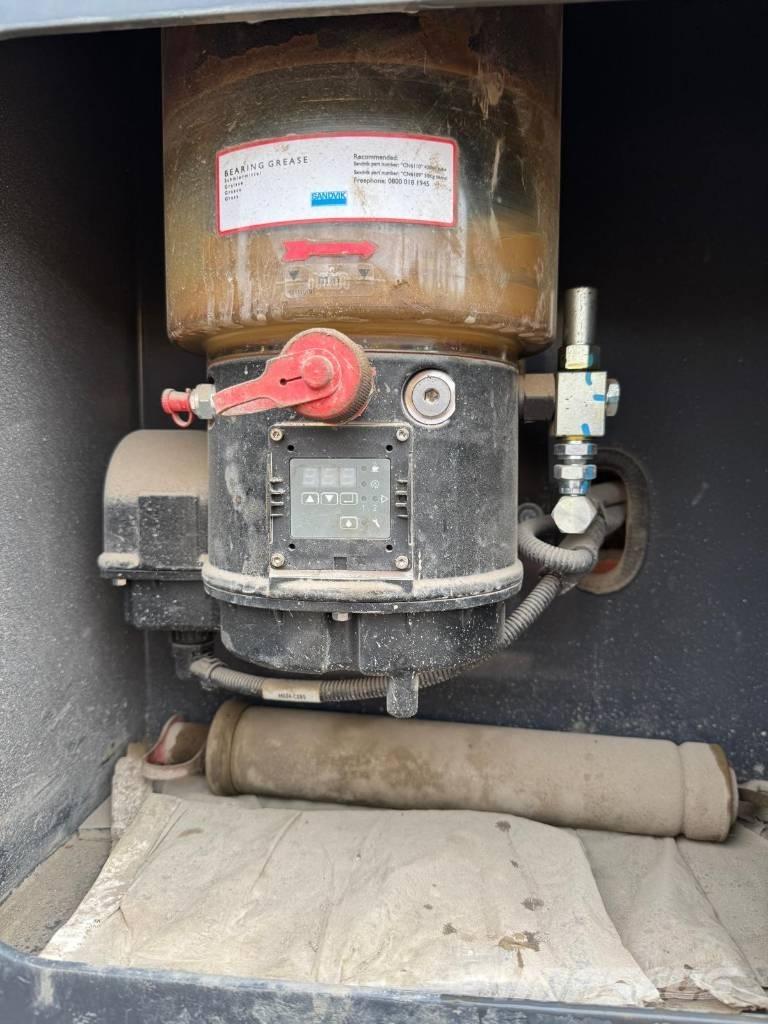 Sandvik QJ 241 Mobila krossar