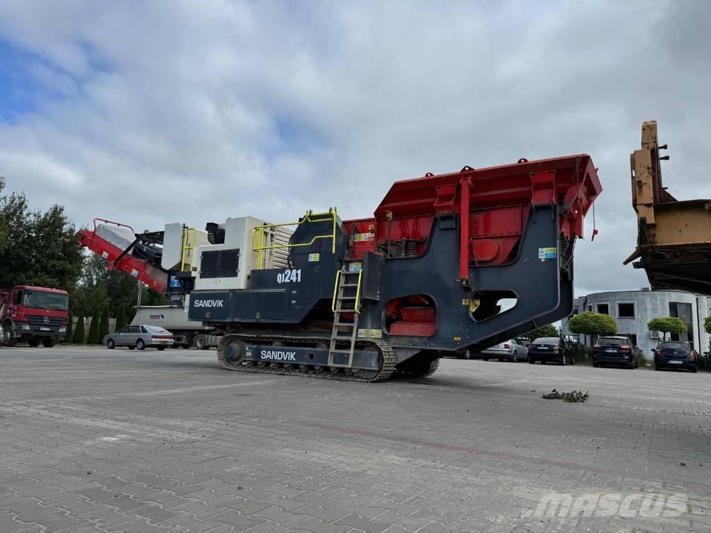 Sandvik QJ 241 Mobila krossar