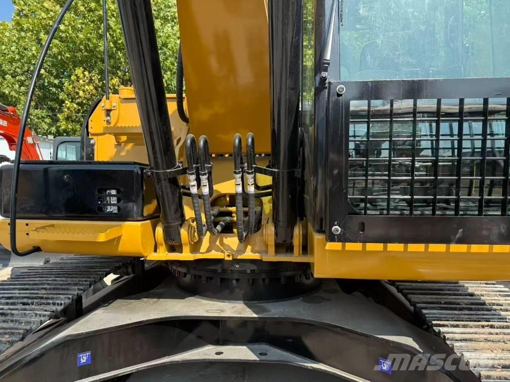 CAT 320 D Bandgrävare