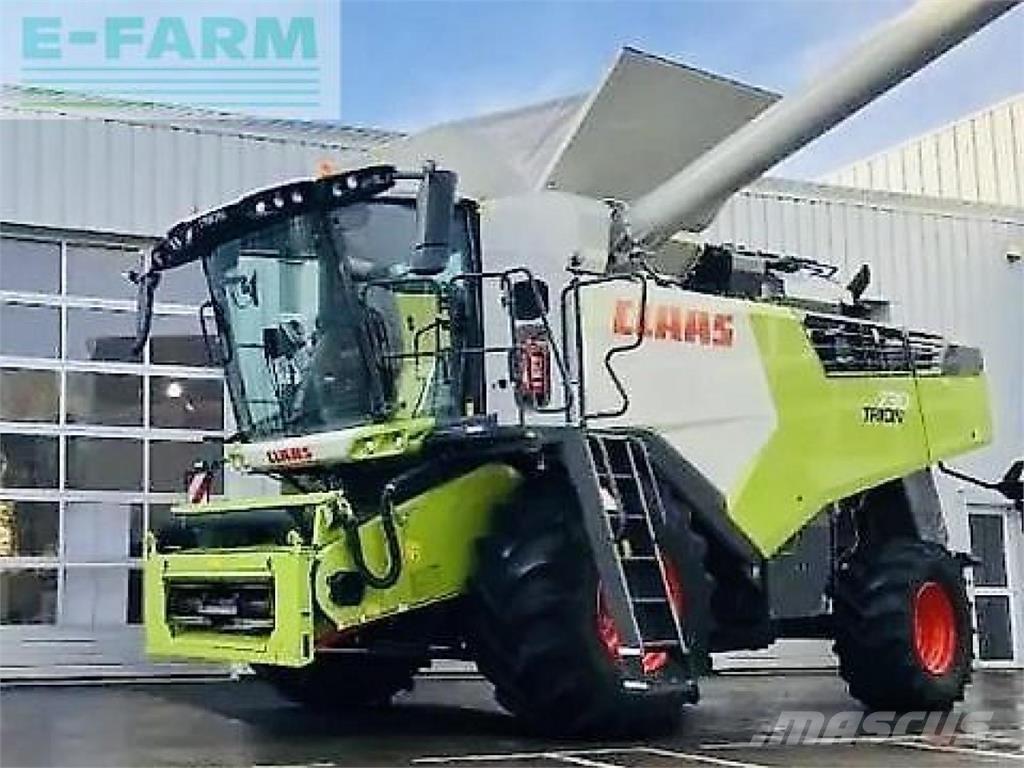 CLAAS trion 730 Skördetröskor
