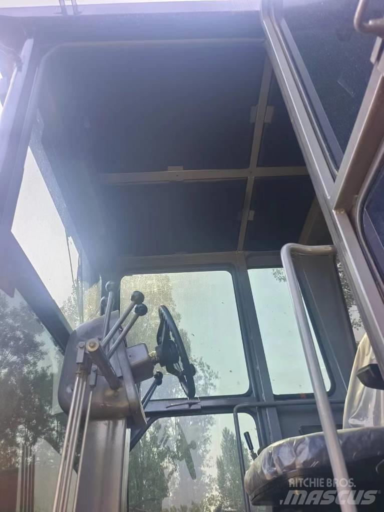 CAT 140H Väghyvlar