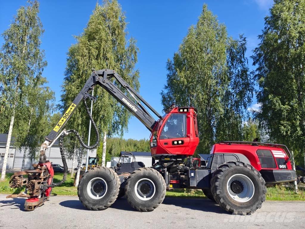 Komatsu 951 Skördare