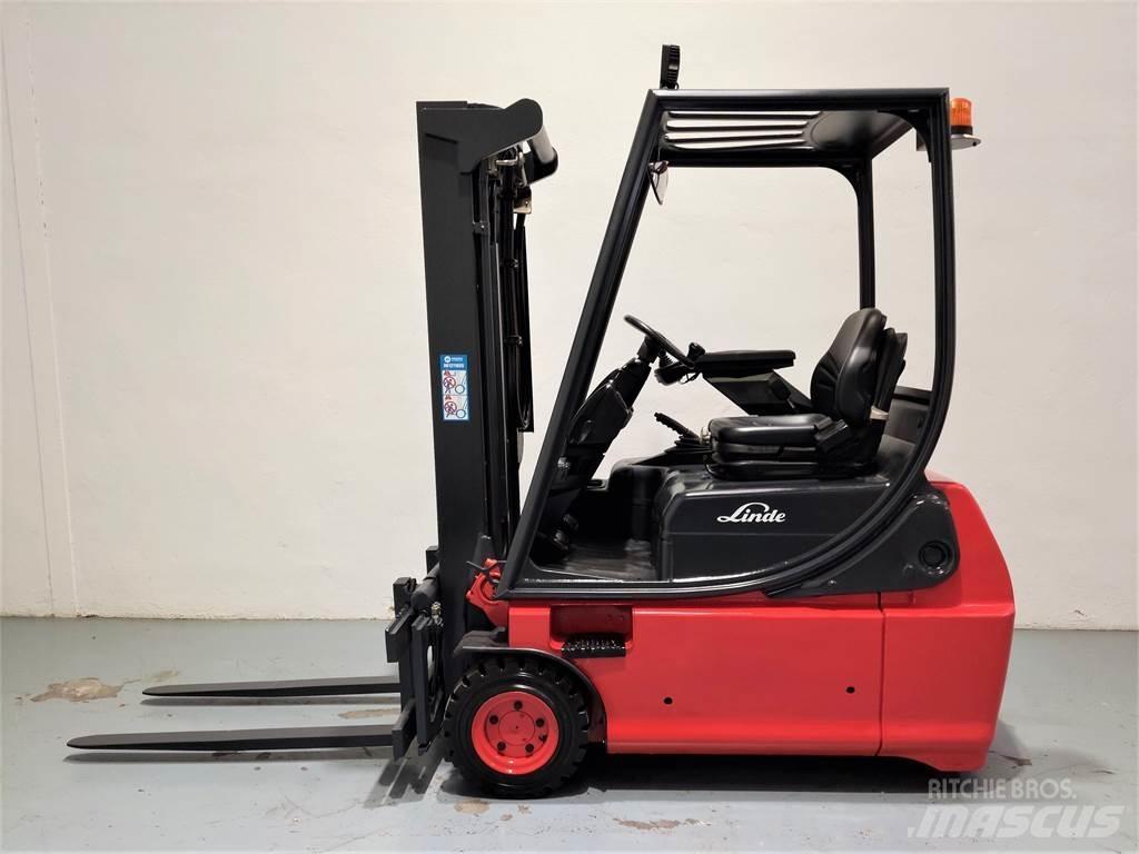 Linde E16 02 Elmotviktstruckar