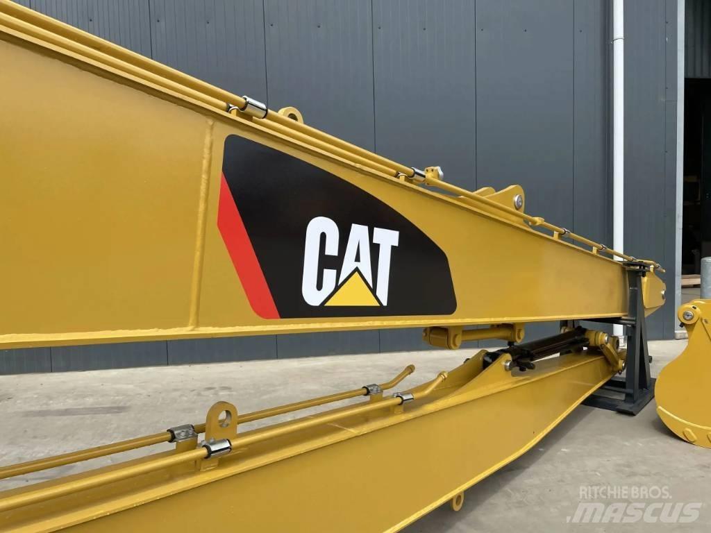CAT 323E 18m Set Grävutrustning