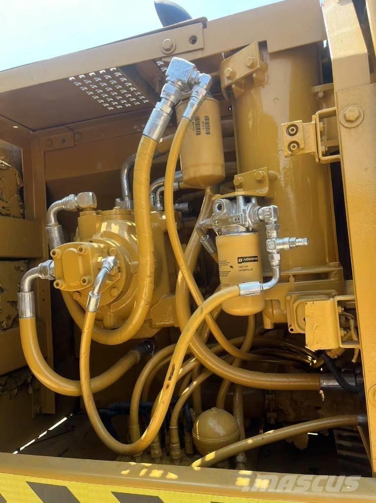 CAT 320 C L Bandgrävare