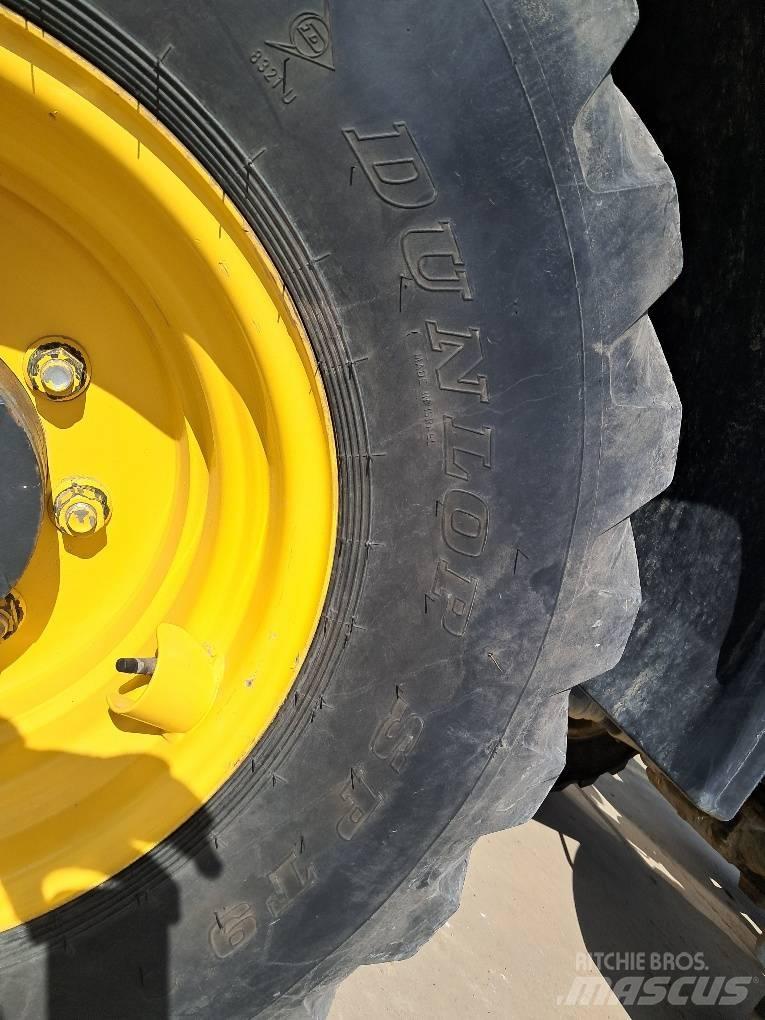 Komatsu WA100M-8 Hjullastare