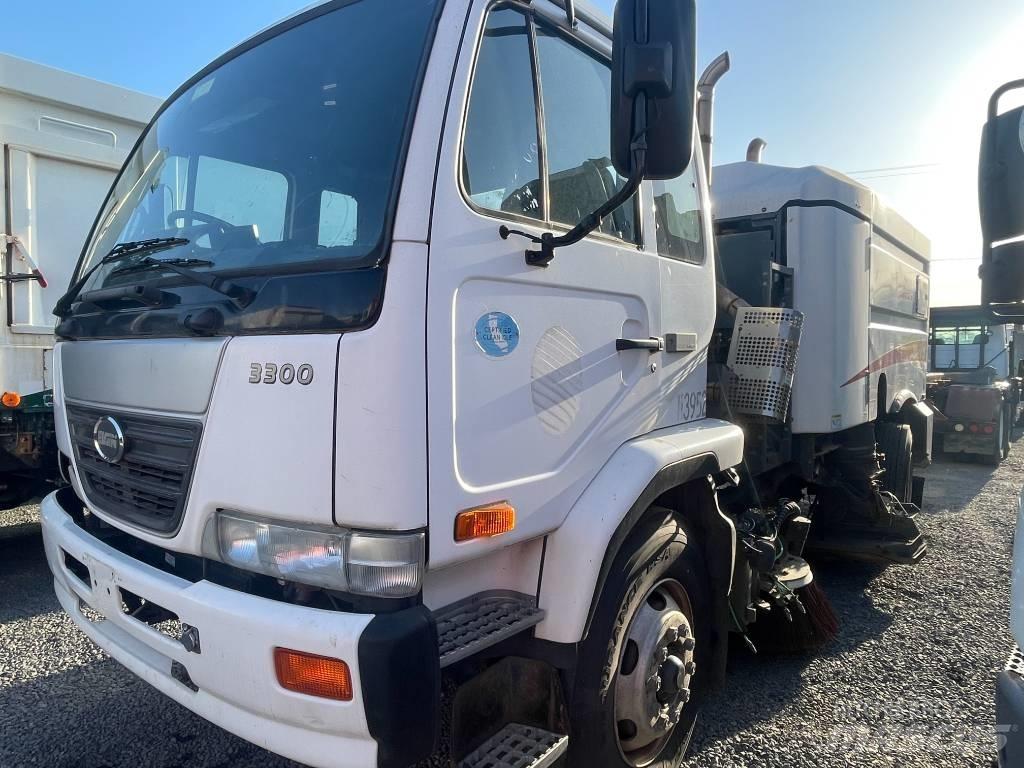 UD 3300 Sopmaskiner