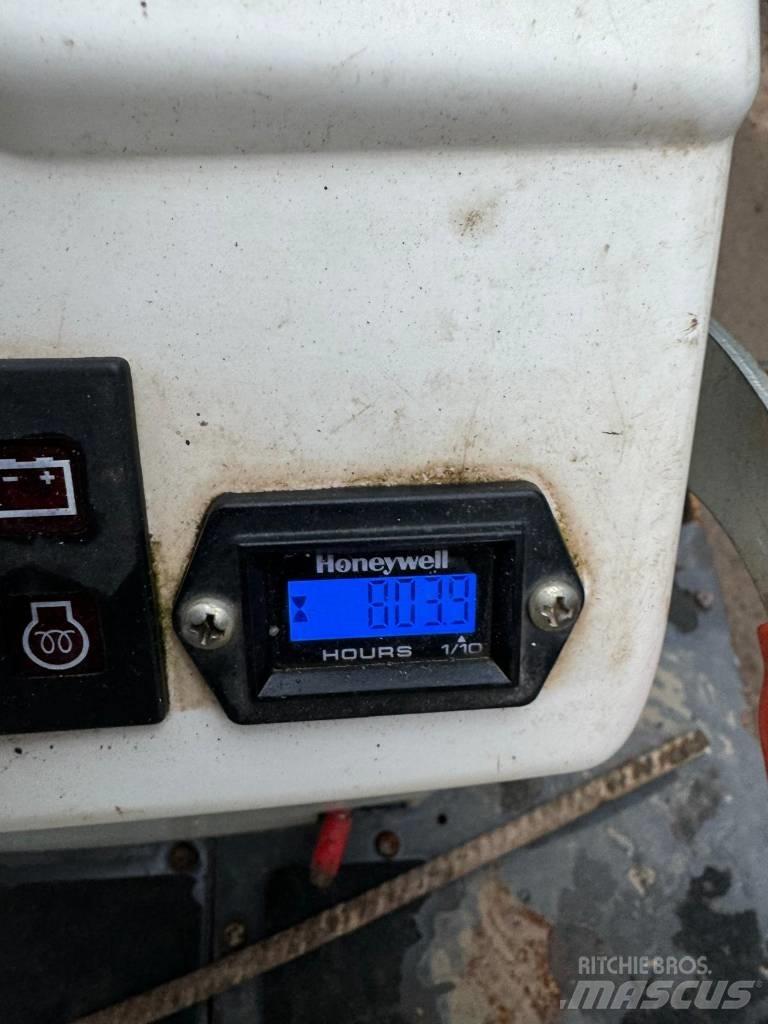 Bobcat E10Z Minigrävare < 7t