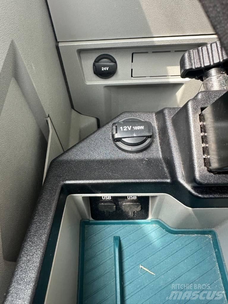 Volvo EC 230 Bandgrävare