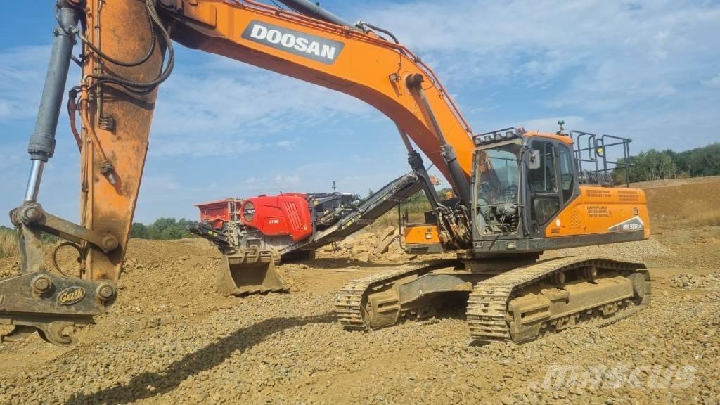 Doosan DX 380 LC - 7 Bandgrävare