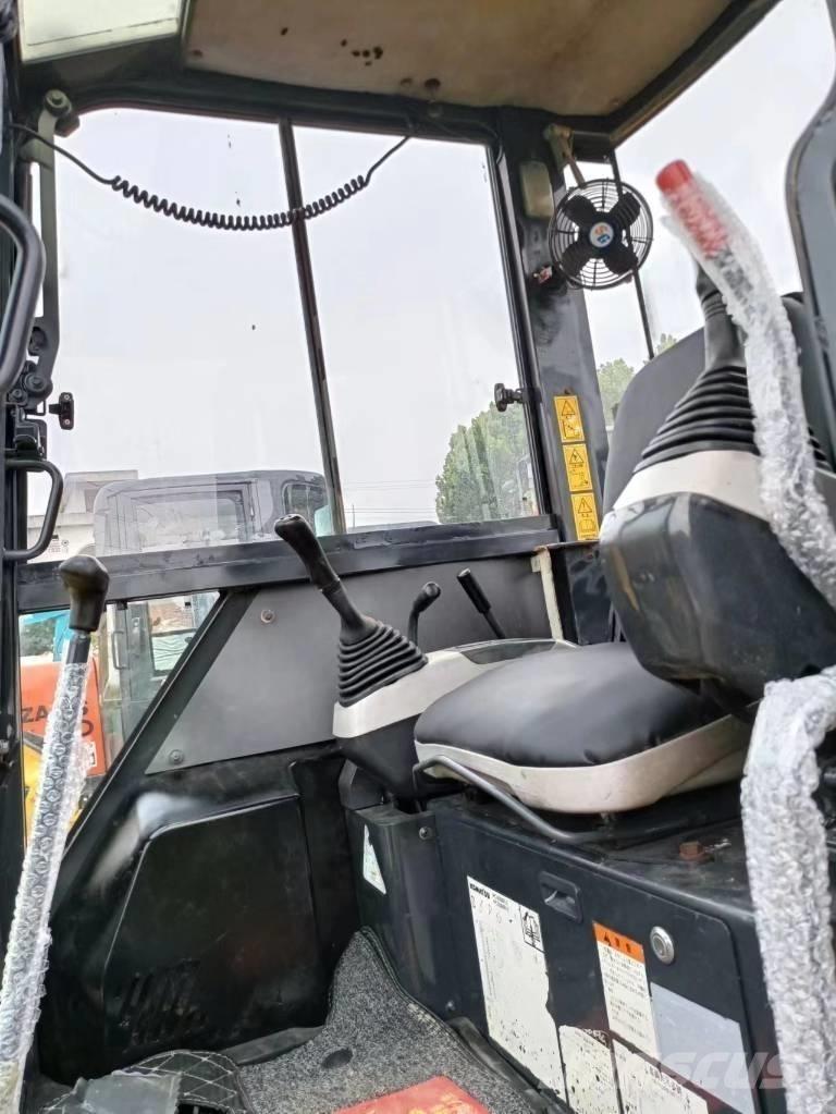 Komatsu PC 30 Minigrävare < 7t