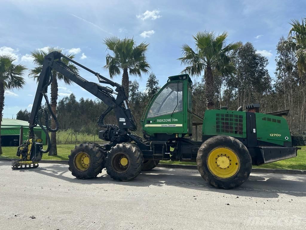 John Deere 1270 D Skördare