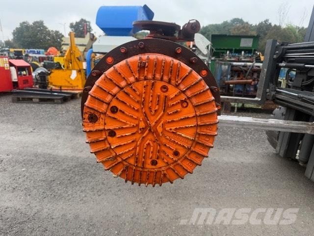 Daewoo Mega 300 III Hjulaxlar