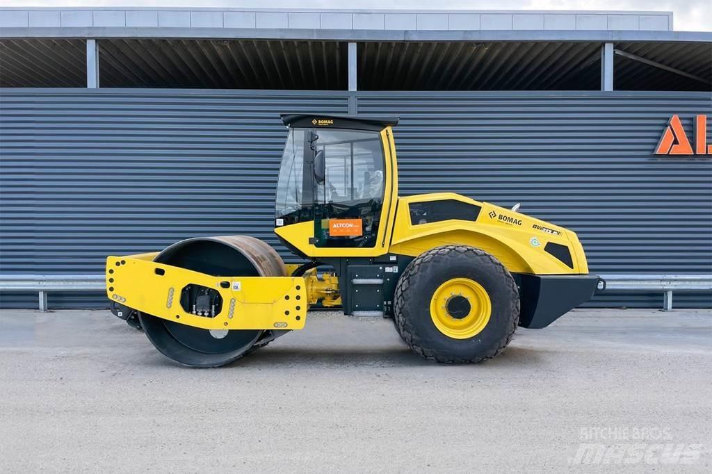 Bomag BW 213 D-5 Envalsvältar