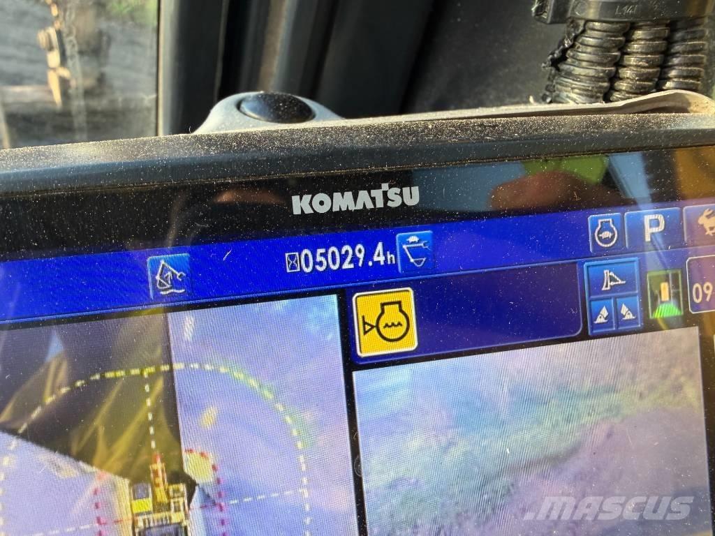 Komatsu PW 148-11 Hjulgrävare