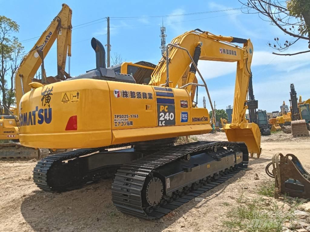 Komatsu PC 240 LC Bandgrävare