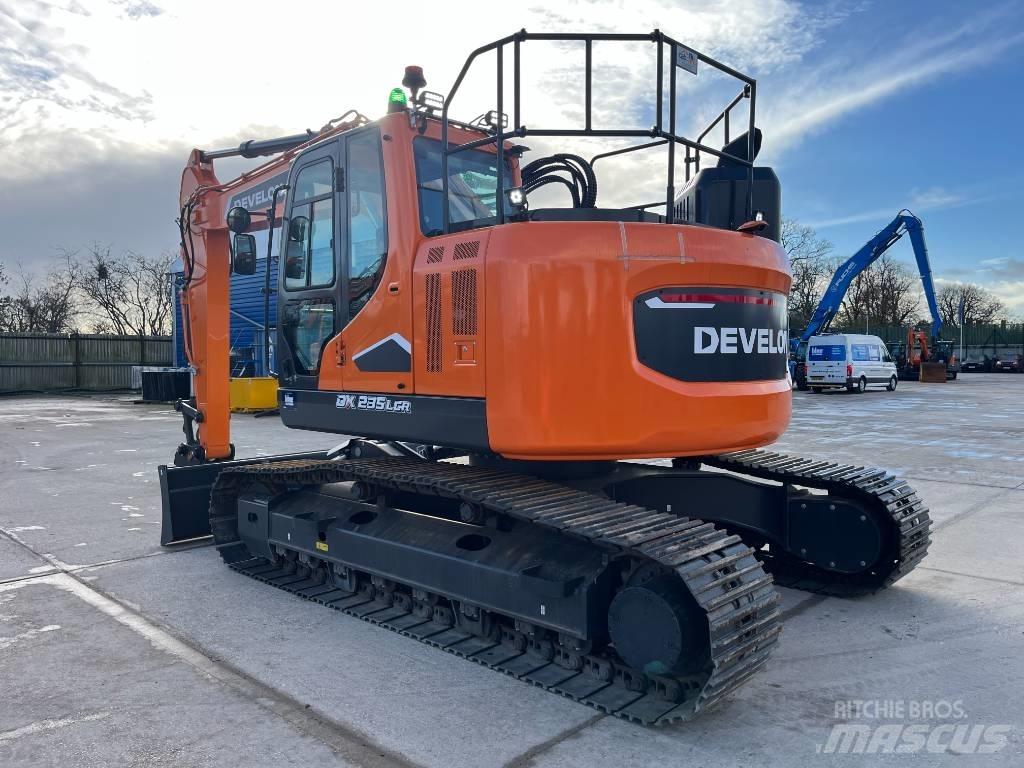Develon DX 235 LCR-7 Bandgrävare