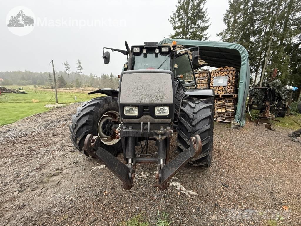 Valtra 8350 Traktorer