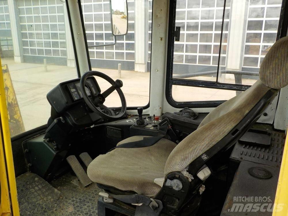 Bomag BC 671 RB Avfallspackare