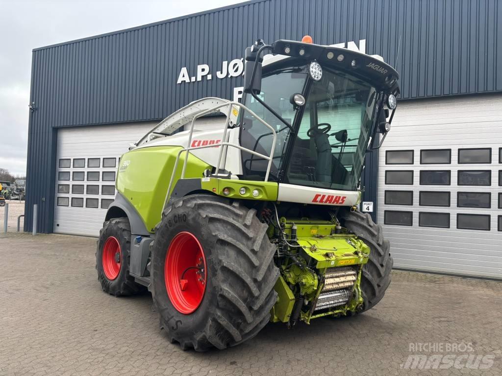 CLAAS Jaguar 960 4WD Självgående fälthackar