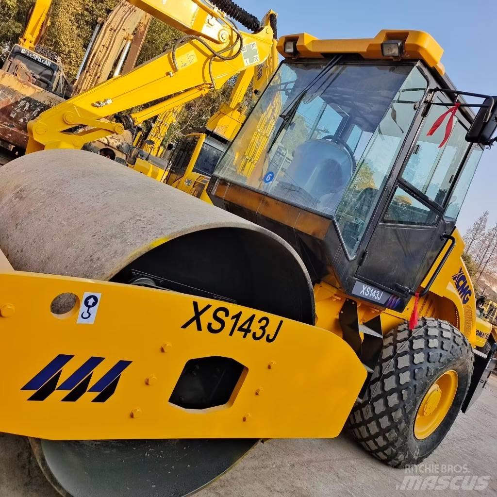 XCMG XS 142 J Envalsvältar