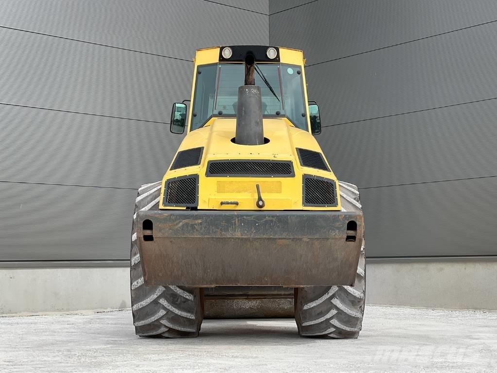Bomag BW 213 DH-4 Envalsvältar