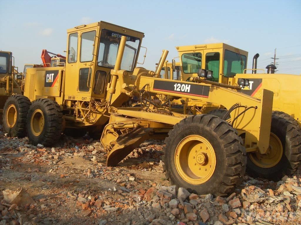 CAT 120 H Väghyvlar