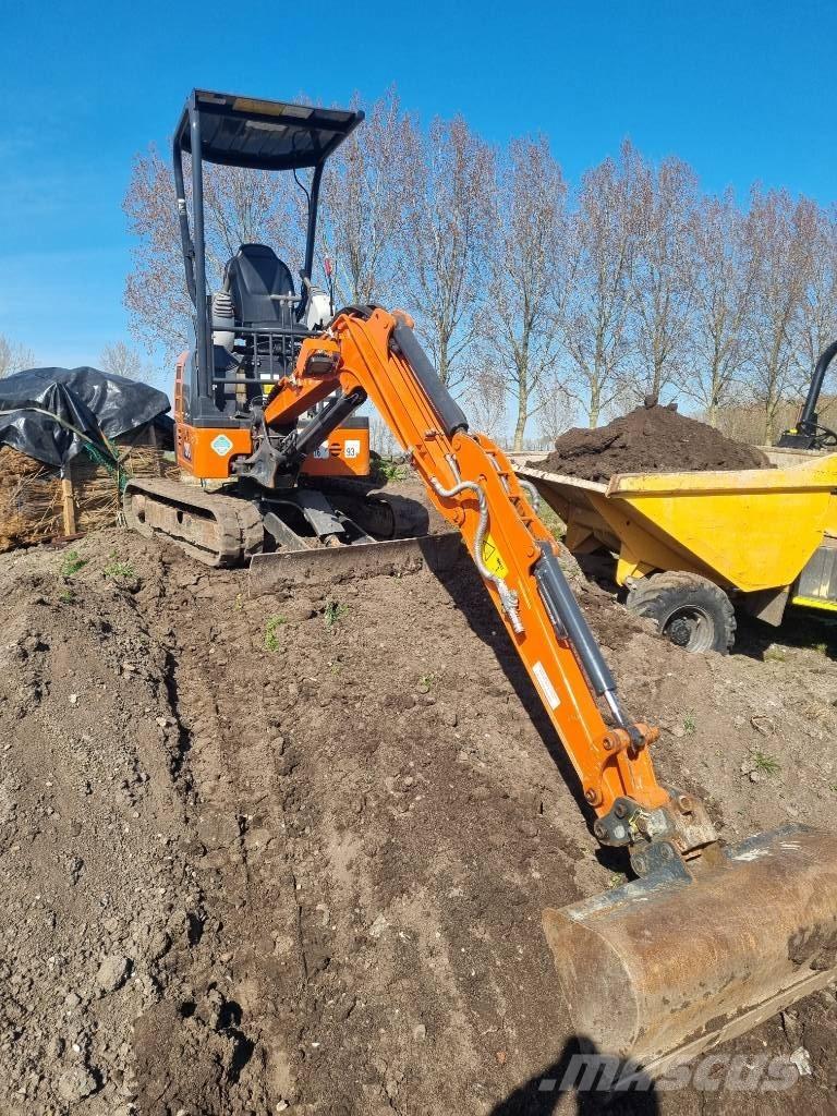 Hitachi ZX 19 U Minigrävare < 7t