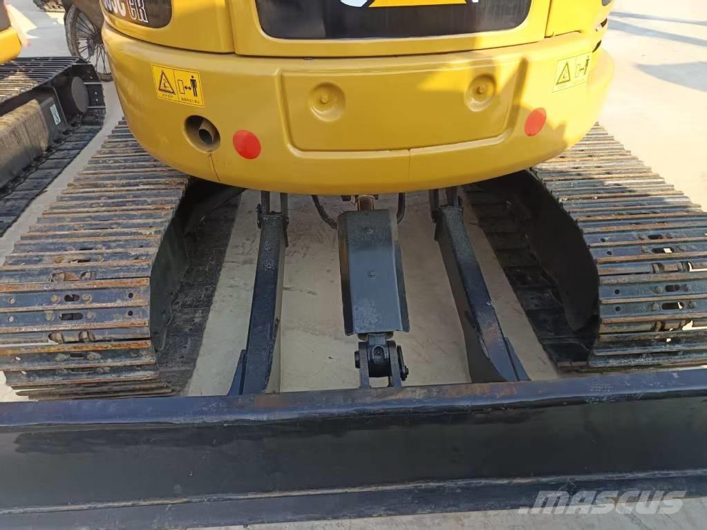 CAT 305 C CR Minigrävare < 7t