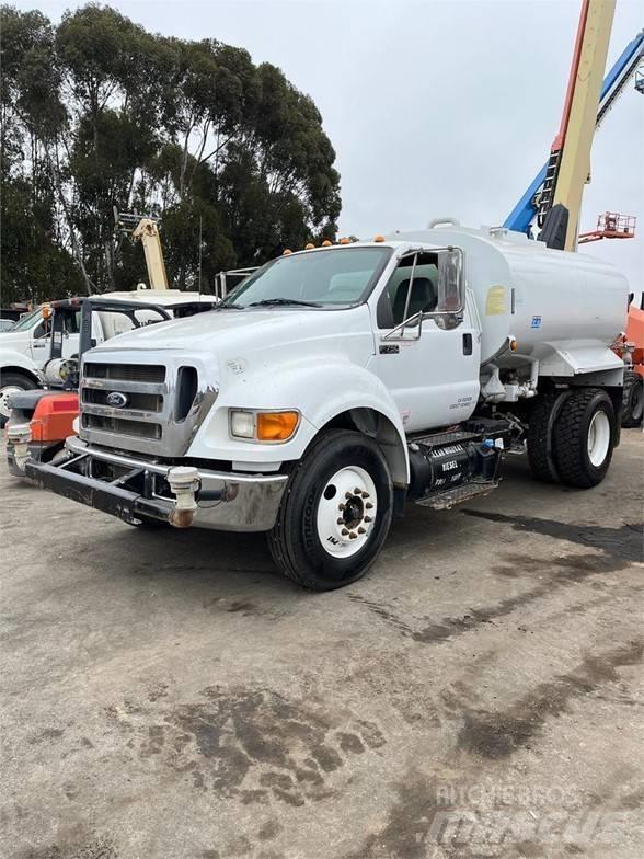 Ford F750 Tankbilar