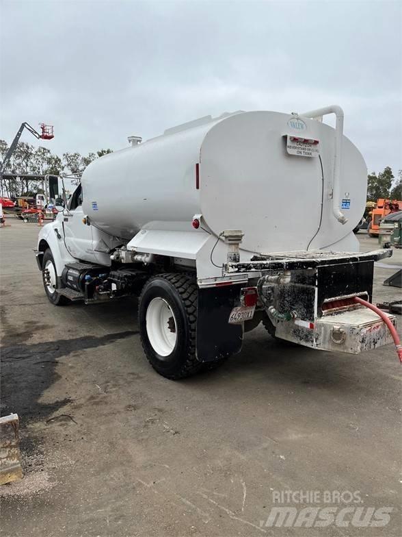 Ford F750 Tankbilar