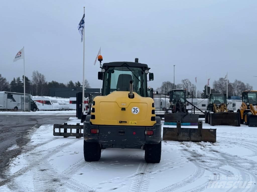 Yanmar V 120 Hjullastare