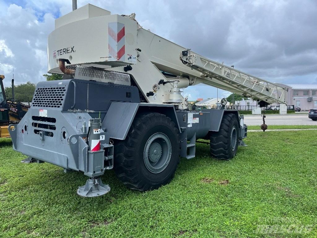 Terex RT 230-1 Terrängkranar (Grov terräng)