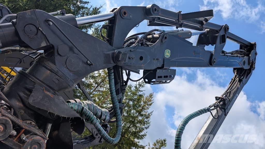 John Deere 1270 G Skördare