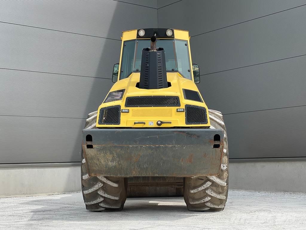 Bomag BW 216 DH-4i Envalsvältar