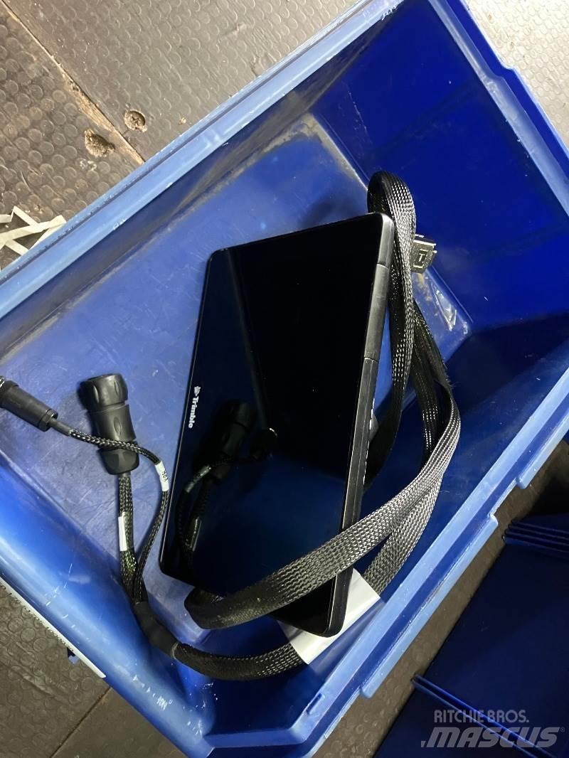 Trimble GFX 750 Övriga traktortillbehör