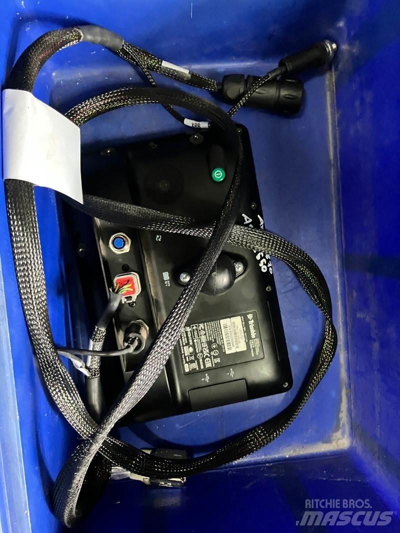 Trimble GFX 750 Övriga traktortillbehör