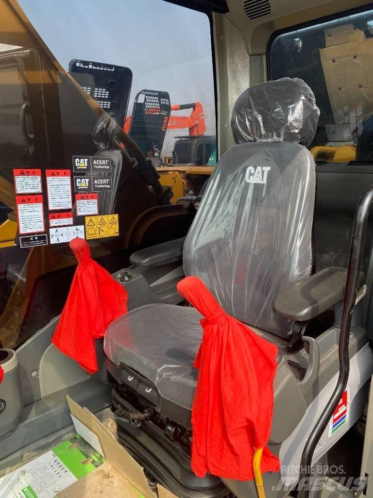 CAT 336D2 Bandgrävare