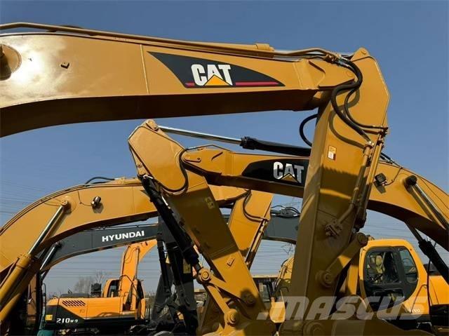 CAT 320 C L Bandgrävare