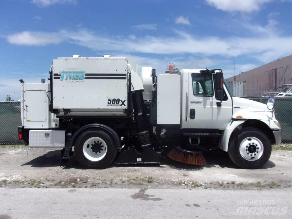 International 4300 Sopmaskiner