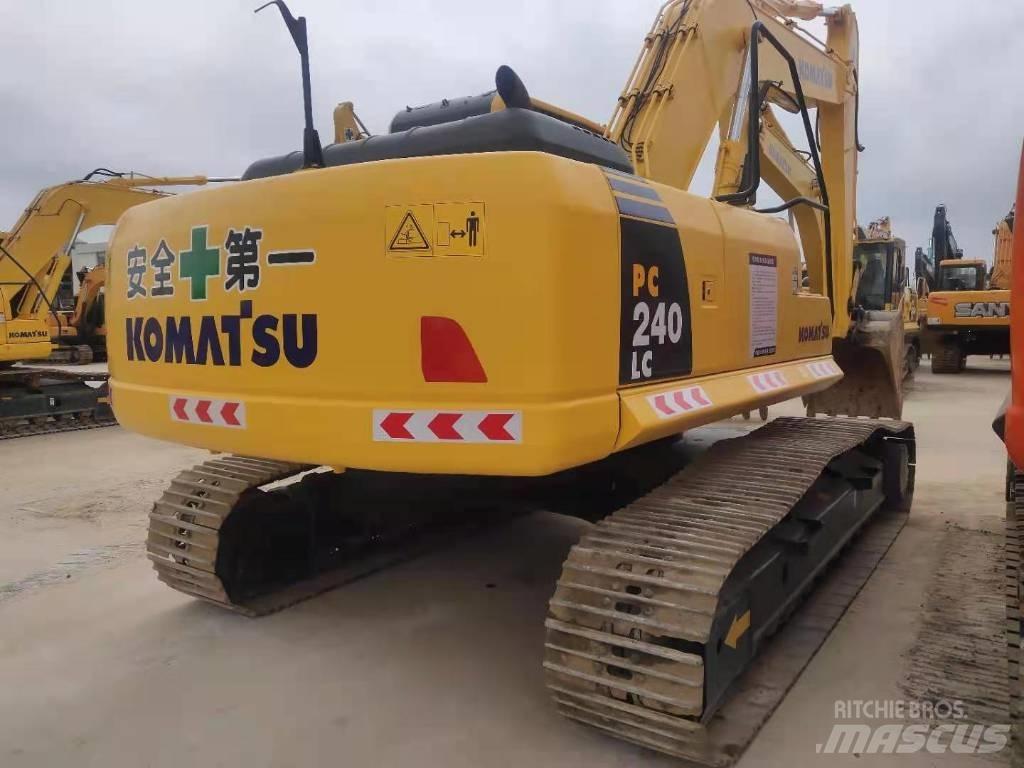 Komatsu PC 240 Bandgrävare