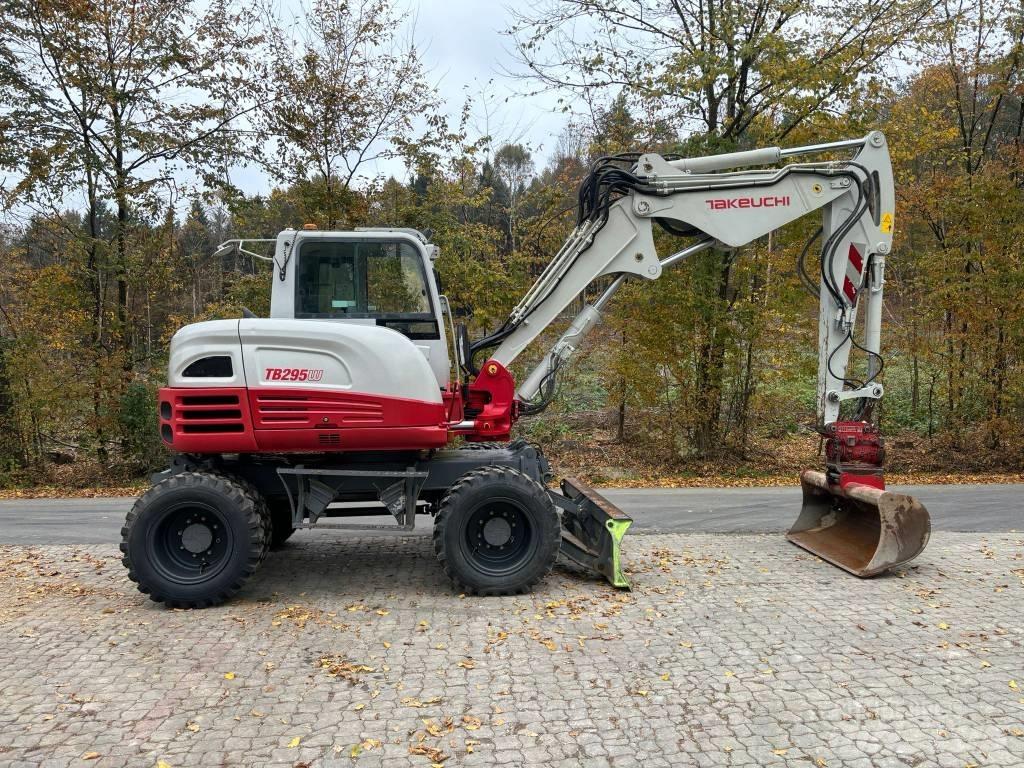 Takeuchi TB 295 W Hjulgrävare