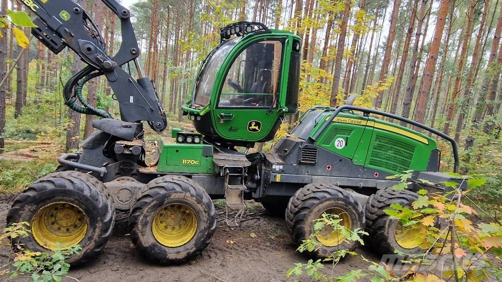 John Deere 1170G Skördare