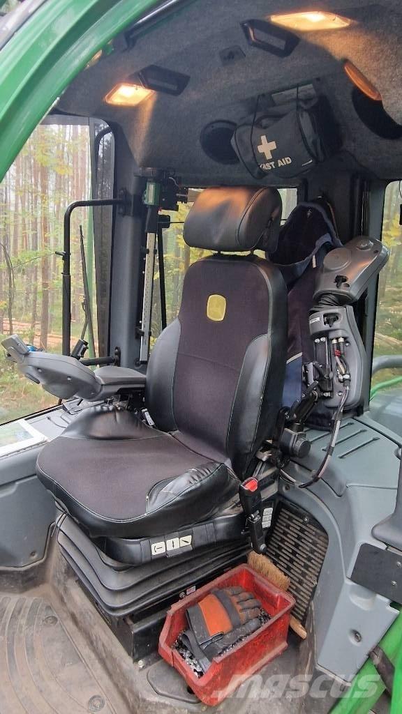 John Deere 1170G Skördare