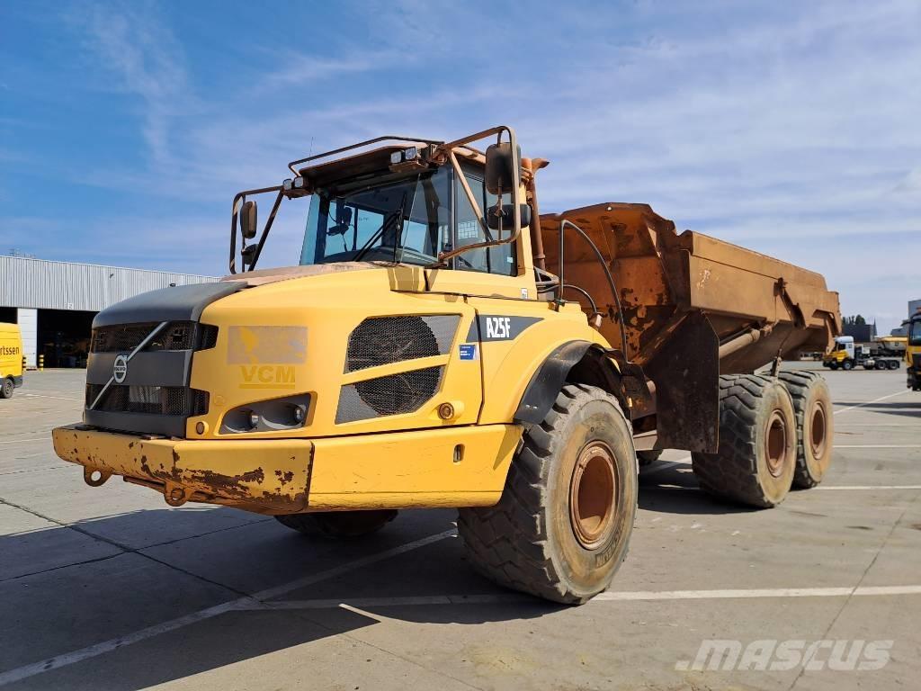 Volvo A25F Midjestyrd dumper