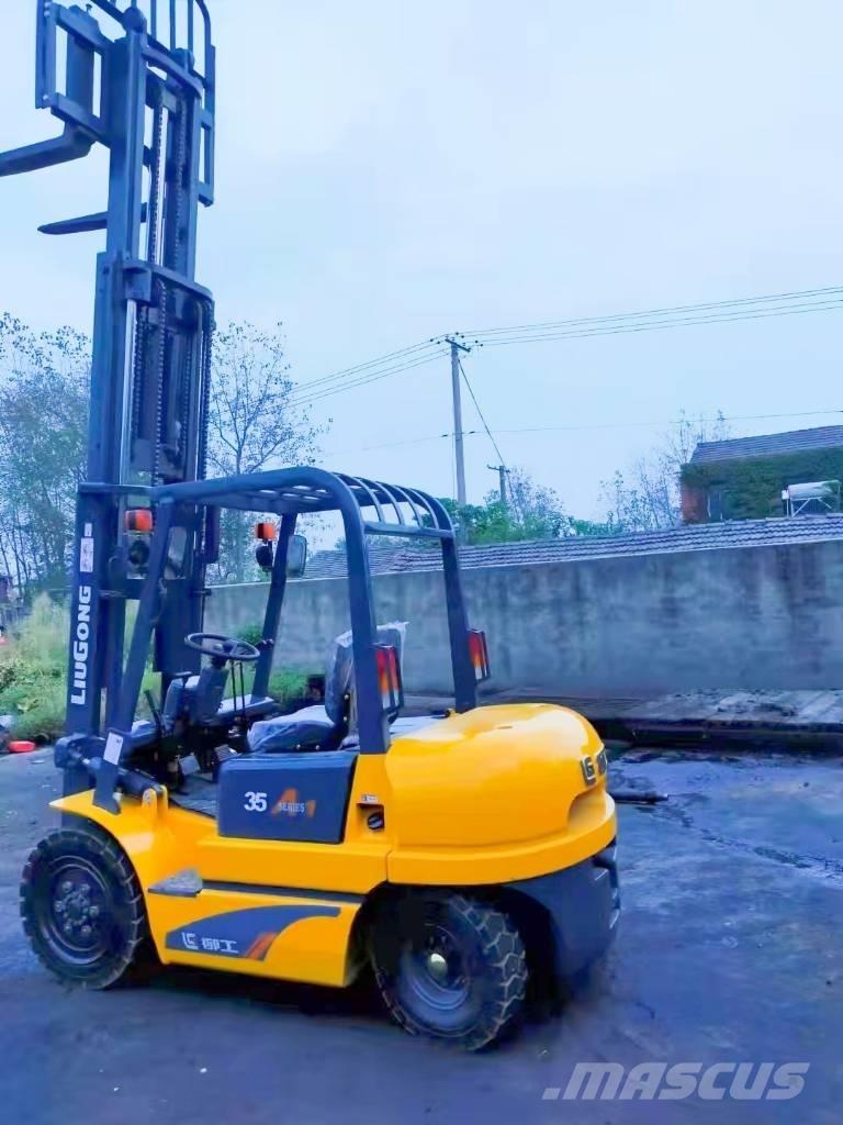 LiuGong CPC 35 Dieselmotviktstruckar