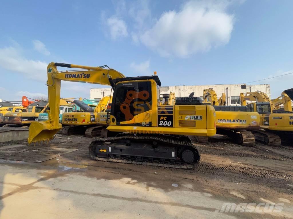 Komatsu PC 200 Bandgrävare