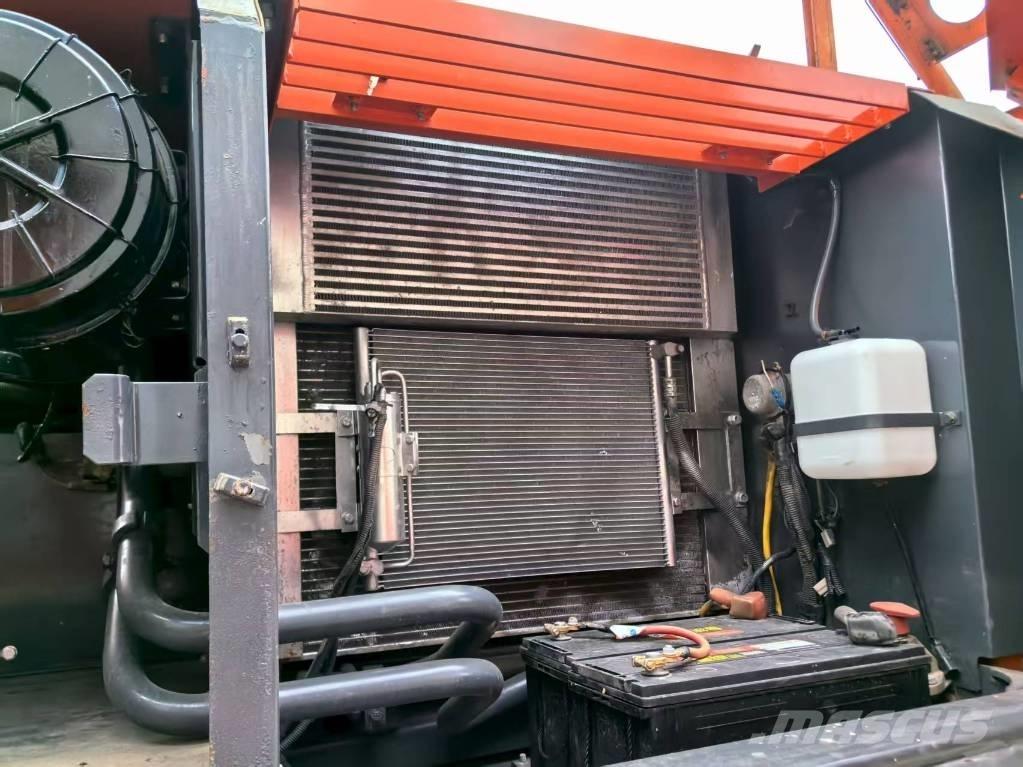 Hitachi ZX 240 HG Bandgrävare
